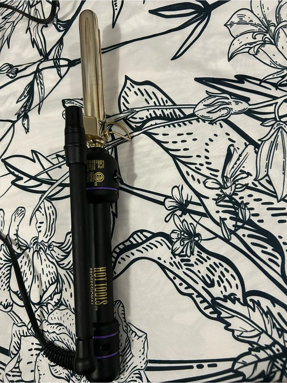 Black and Gold Professional Curling Iron - Hot tools 3/4 in Marcel iron